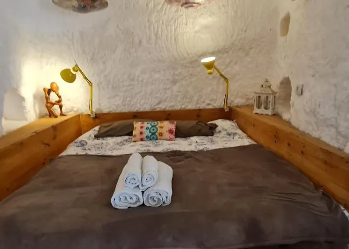Chalet Andenes Cave