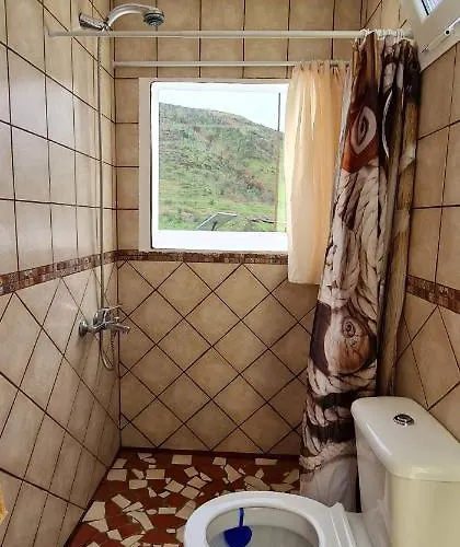 Chalet Andenes Cave *