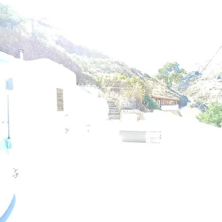 Chalet Andenes Cave *