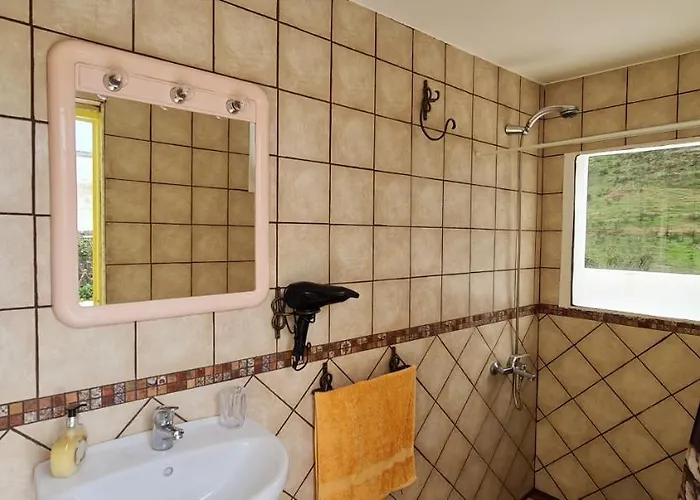 Andenes Cave シャレー *