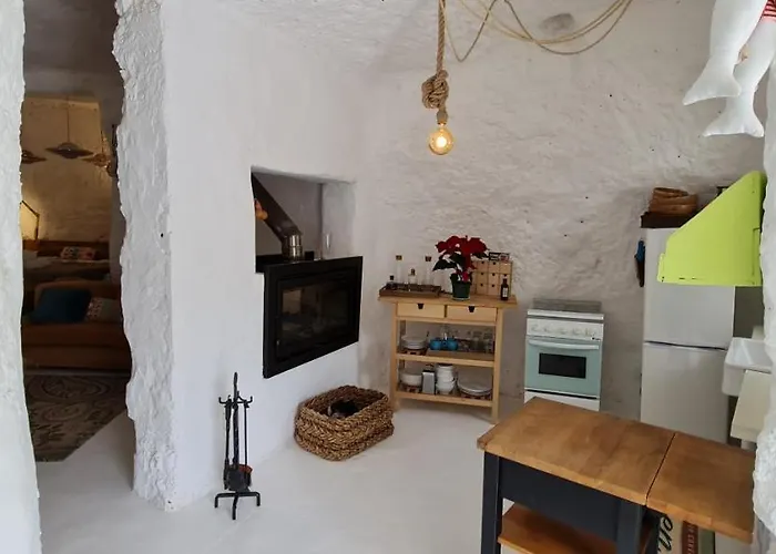 Andenes Cave シャレー Coruna